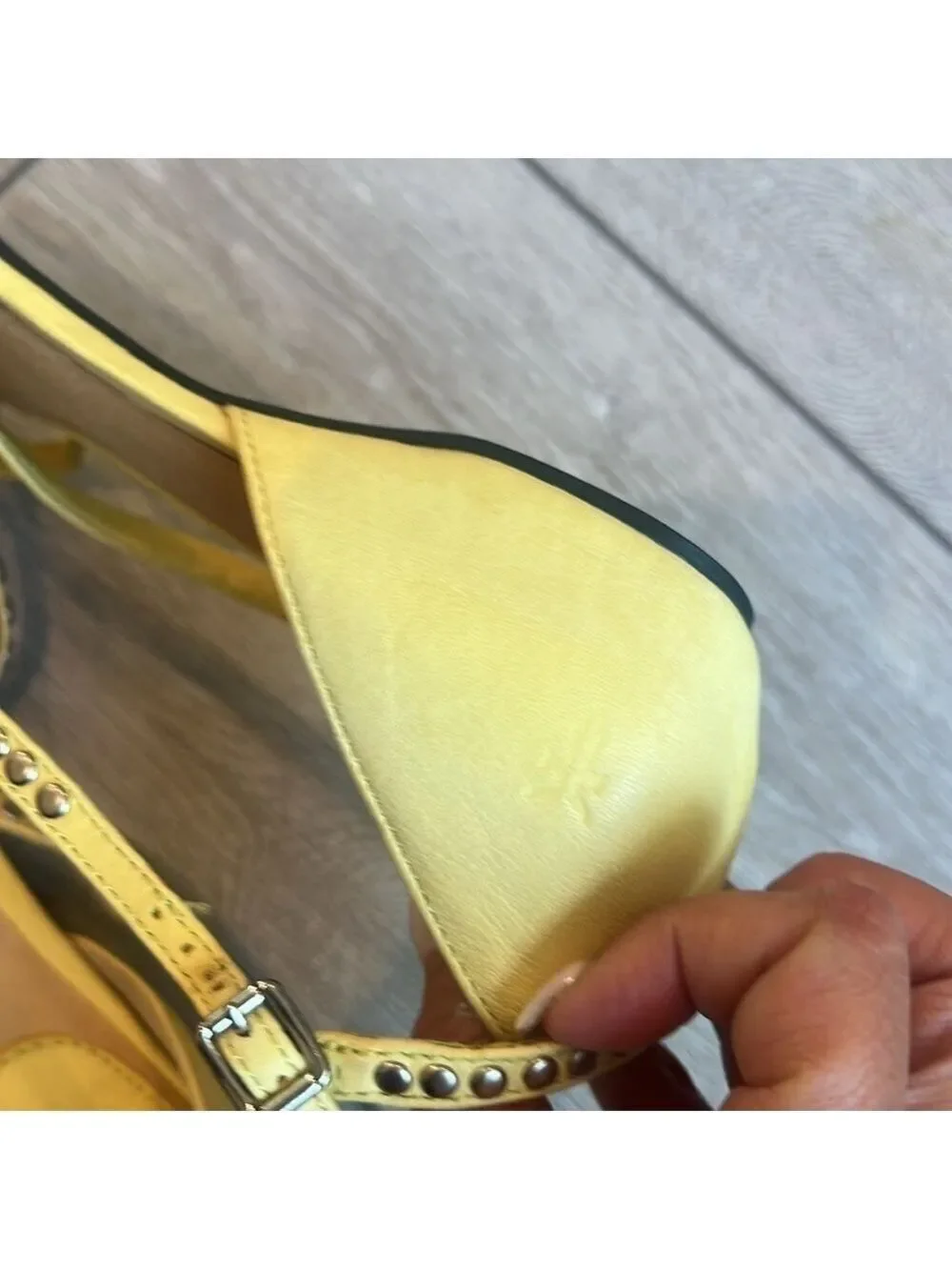 Frye Margot yellow studded leather cross strap sandals size 9